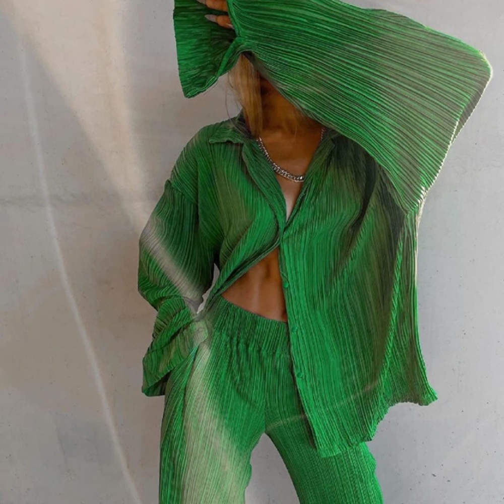 Pleated Matching Set: Long Sleeve Button Down And… - image 4